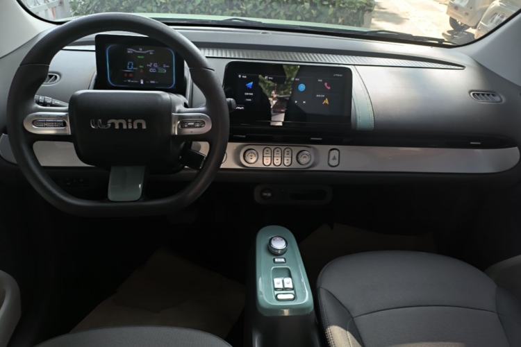 Used CHANGAN NEVO Lumin 2022 210km Sweet Edition Center Console