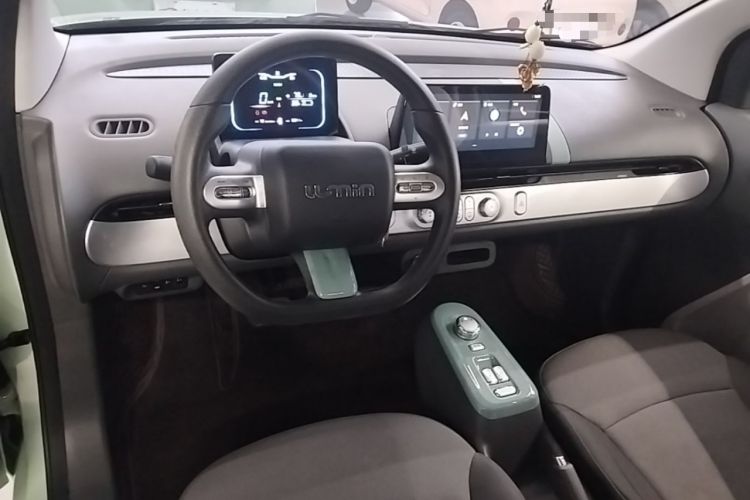 Used CHANGAN NEVO Lumin 2022 210km Sweet Edition Center Console