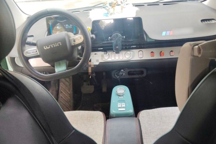 Used CHANGAN NEVO Lumin 2022 210km Sweet Edition Center Console