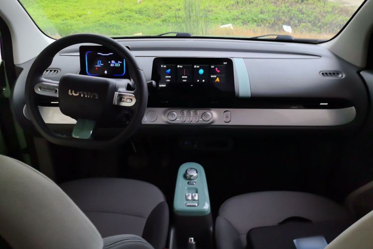 Used CHANGAN NEVO Lumin 2022 155 km – Refreshingly Sweet Edition Center Console