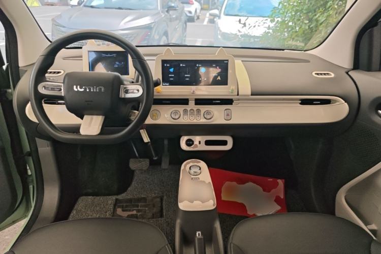 Used CHANGAN NEVO Lumin 2022 155 km – Refreshingly Sweet Edition Center Console