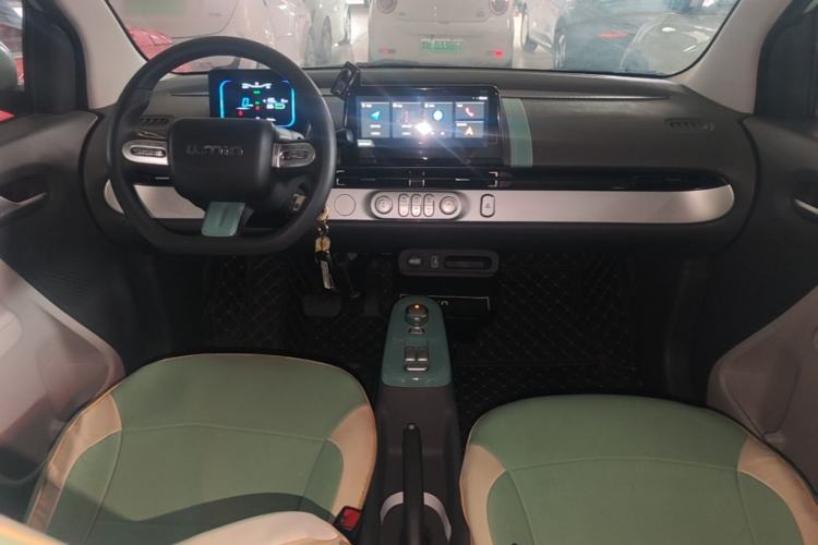 Used CHANGAN NEVO Lumin 2022 155 km – Refreshingly Sweet Edition Center Console