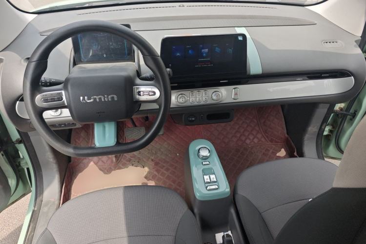 Used CHANGAN NEVO Lumin 2022 210km Sweet Edition Center Console