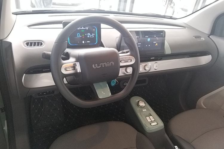 Used CHANGAN NEVO Lumin 2022 155 km – Refreshingly Sweet Edition Center Console