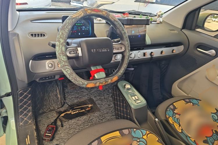 Used CHANGAN NEVO Lumin 2022 210km Sweet Edition Center Console