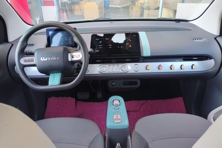 Used CHANGAN NEVO Lumin 2022 210km Sweet Edition Center Console