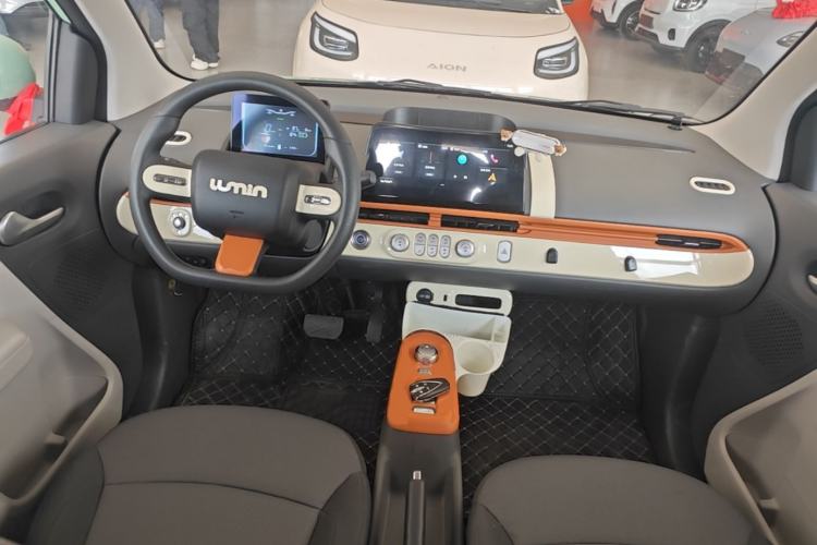 Used CHANGAN NEVO Lumin 2022 155 km – Refreshingly Sweet Edition Center Console