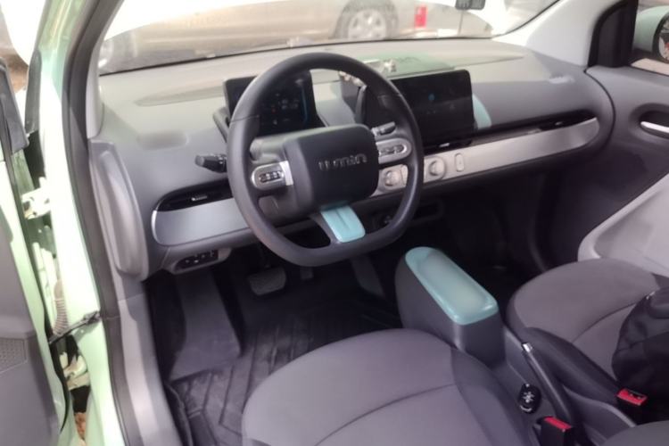 Used CHANGAN NEVO Lumin 2022 210km Sweet Edition Center Console