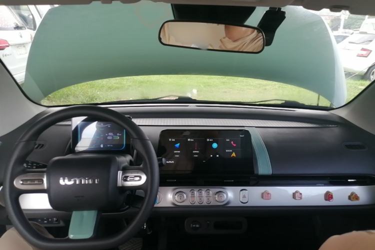 Used CHANGAN NEVO Lumin 2022 155 km – Refreshingly Sweet Edition Center Console