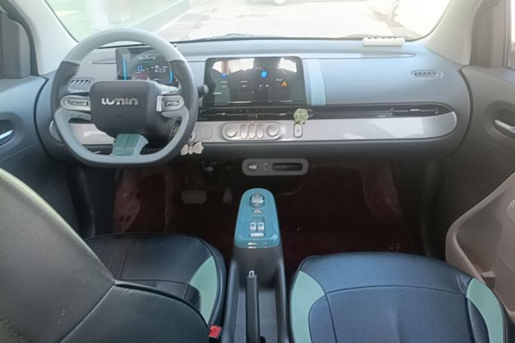 Used CHANGAN NEVO Lumin 2022 155 km – Refreshingly Sweet Edition Center Console