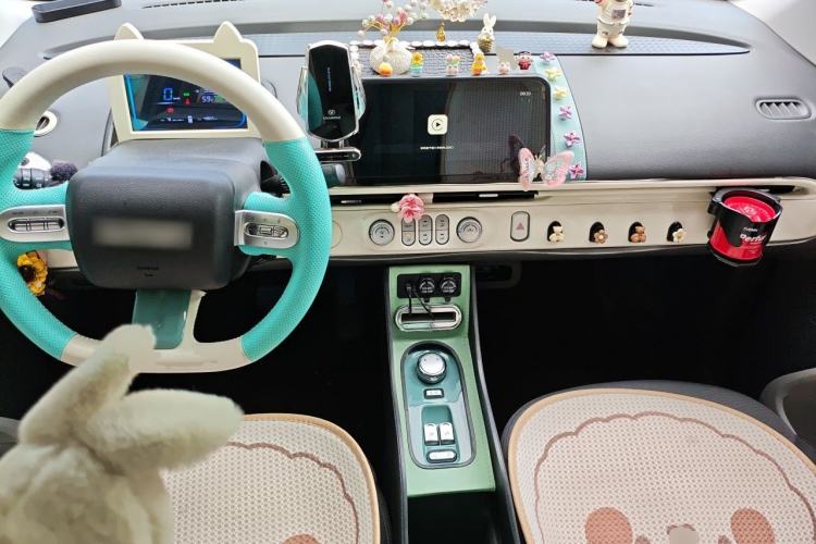 Used CHANGAN NEVO Lumin 2022 155 km – Refreshingly Sweet Edition Center Console