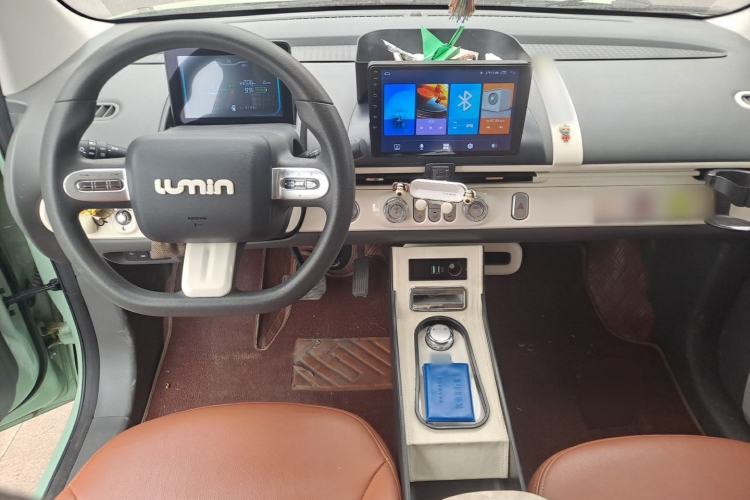 Used CHANGAN NEVO Lumin 2022 210km Sweet Edition Center Console