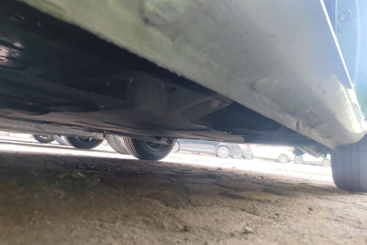 Used CHANGAN NEVO Lumin 2022 155 km – Refreshingly Sweet Edition Chassis Front Left
