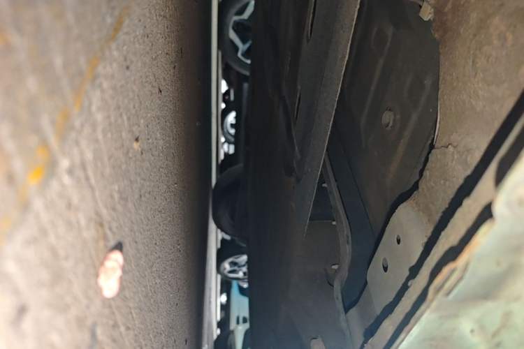 Used CHANGAN NEVO Lumin 2022 155 km – Refreshingly Sweet Edition Chassis Front Left