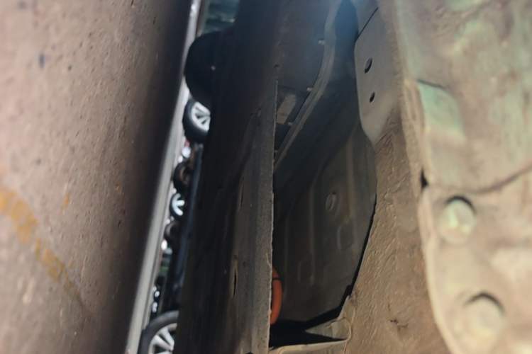 Used CHANGAN NEVO Lumin 2022 155 km – Refreshingly Sweet Edition Chassis Front Right