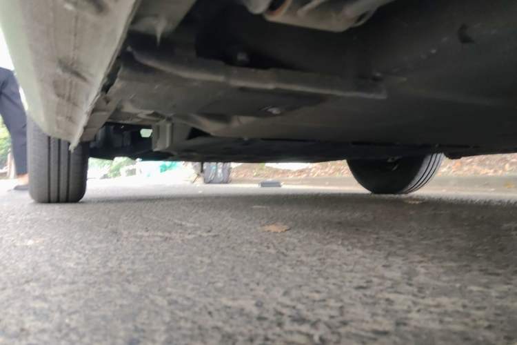 Used CHANGAN NEVO Lumin 2022 155 km – Refreshingly Sweet Edition Chassis Rear Left
