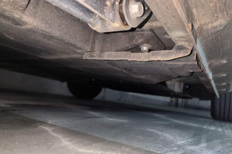 Used CHANGAN NEVO Lumin 2022 155 km – Refreshingly Sweet Edition Chassis Rear Right