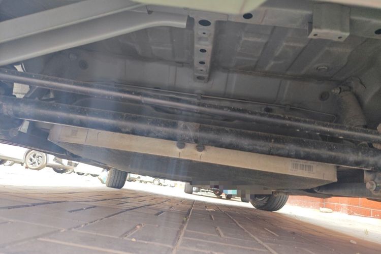 Used CHANGAN NEVO Lumin 2022 301km Honey-Sweet Version Chassis Rear