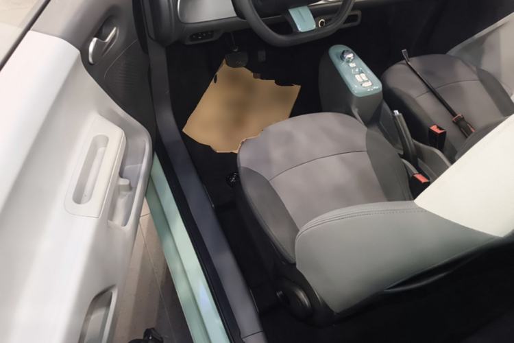 Used CHANGAN NEVO Lumin 2022 155 km – Refreshingly Sweet Edition Driver Seat