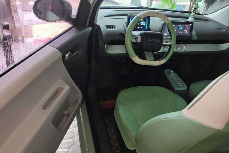 Used CHANGAN NEVO Lumin 2022 155 km – Refreshingly Sweet Edition Driver Seat