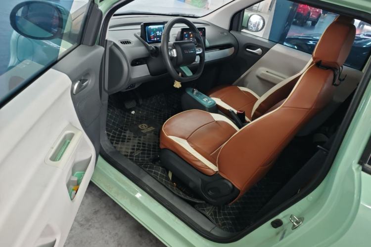 Used CHANGAN NEVO Lumin 2022 155 km – Refreshingly Sweet Edition Driver Seat