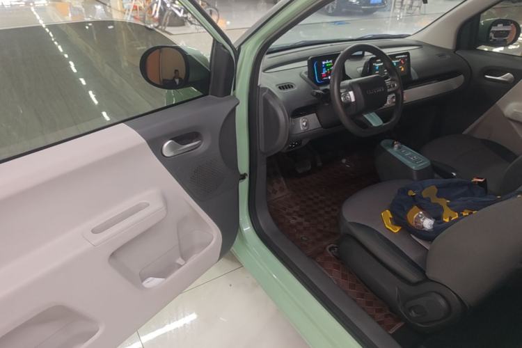 Used CHANGAN NEVO Lumin 2022 155 km – Refreshingly Sweet Edition Driver Seat