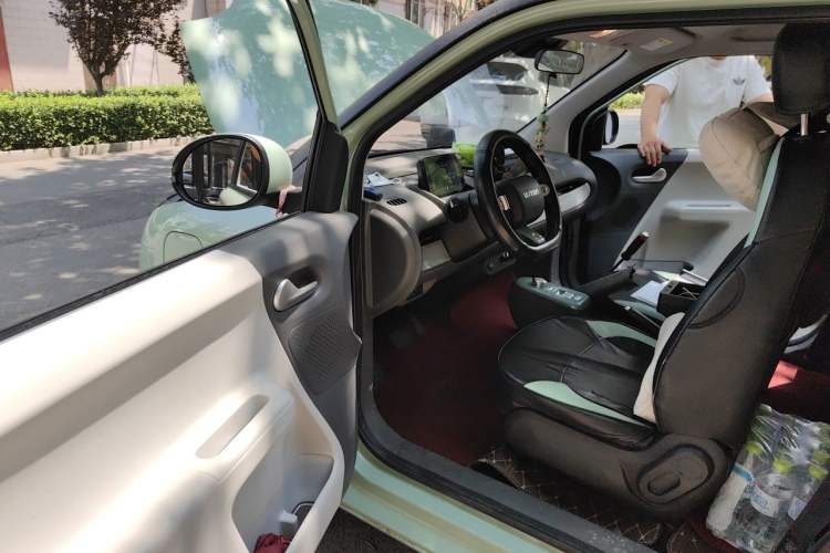 Used CHANGAN NEVO Lumin 2022 155 km – Refreshingly Sweet Edition Driver Seat