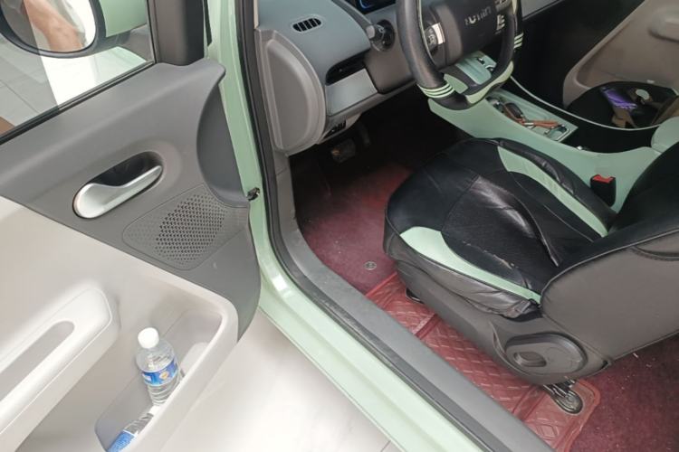 Used CHANGAN NEVO Lumin 2022 155 km – Refreshingly Sweet Edition Driver Seat