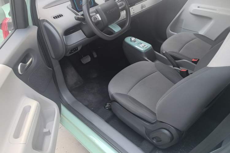 Used CHANGAN NEVO Lumin 2022 210km Sweet Edition Driver Seat