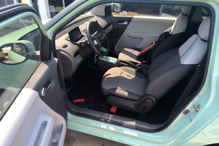 Used CHANGAN NEVO Lumin 2022 155 km – Refreshingly Sweet Edition Driver Seat