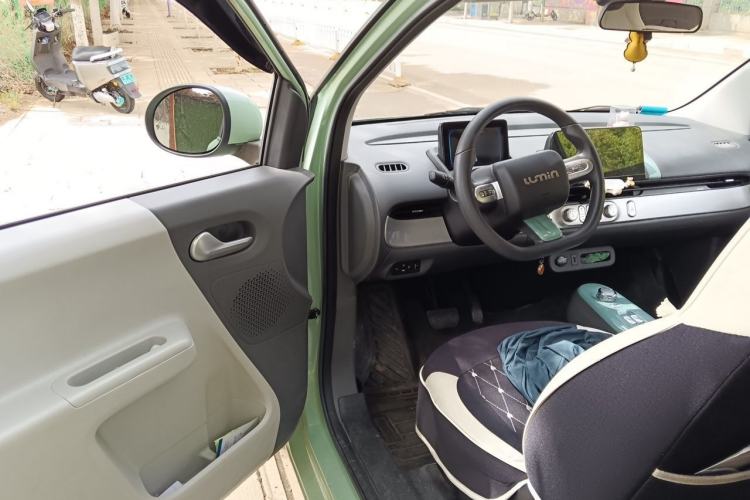 Used CHANGAN NEVO Lumin 2022 155 km – Refreshingly Sweet Edition Driver Seat