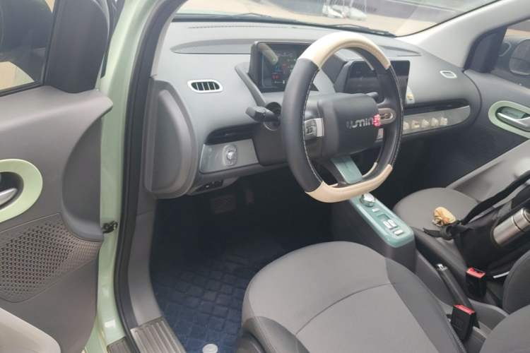 Used CHANGAN NEVO Lumin 2022 155 km – Refreshingly Sweet Edition Driver Seat