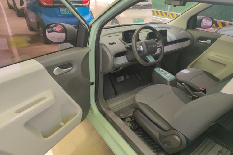 Used CHANGAN NEVO Lumin 2022 155 km – Refreshingly Sweet Edition Driver Seat