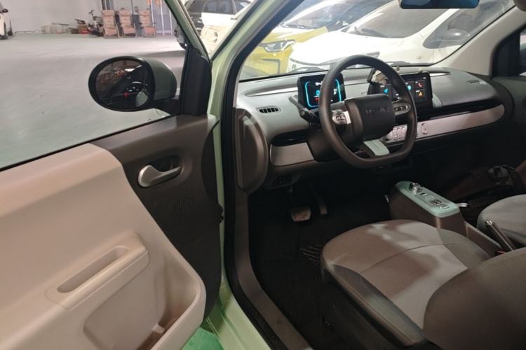 Used CHANGAN NEVO Lumin 2022 155 km – Refreshingly Sweet Edition Driver Seat