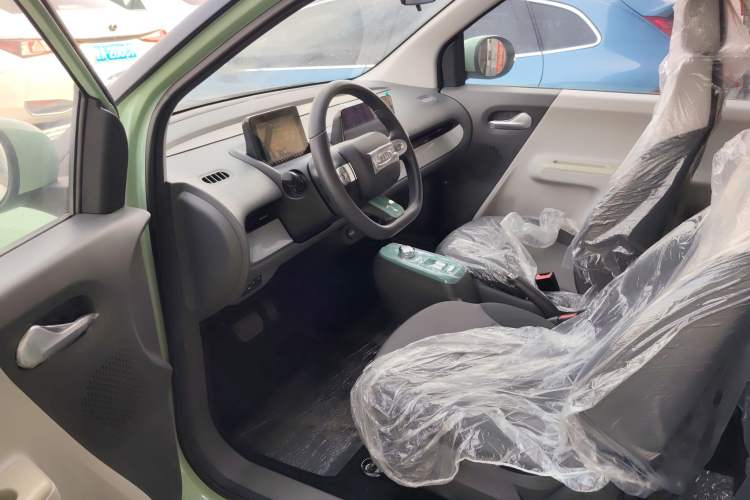 Used CHANGAN NEVO Lumin 2022 301km Honey-Sweet Version Driver Seat