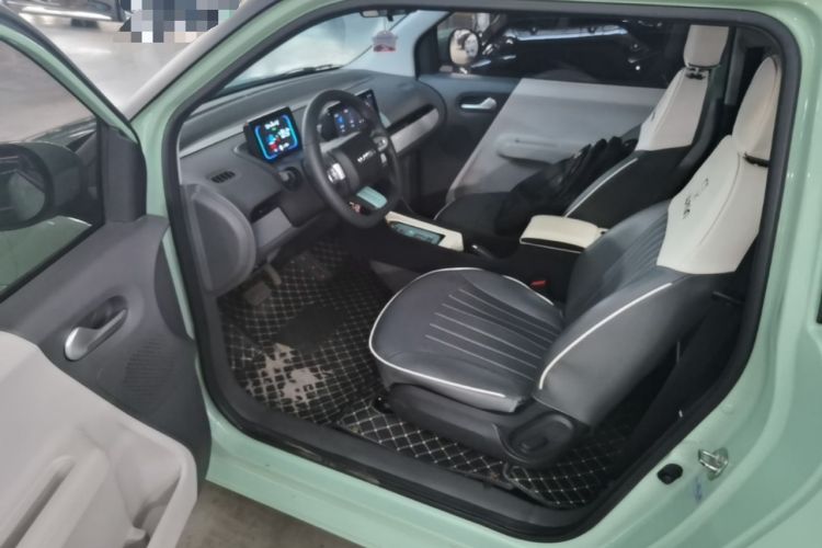 Used CHANGAN NEVO Lumin 2022 155 km – Refreshingly Sweet Edition Driver Seat