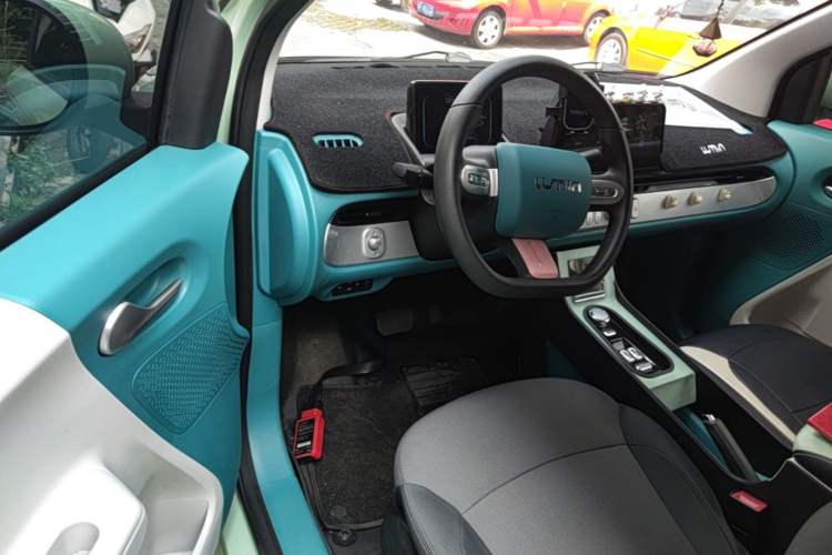 Used CHANGAN NEVO Lumin 2022 301km Honey-Sweet Version Driver Seat