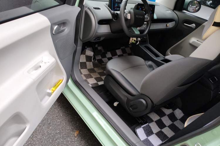 Used CHANGAN NEVO Lumin 2022 210km Sweet Edition Driver Seat