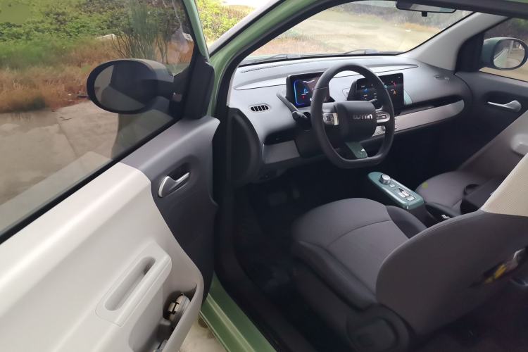 Used CHANGAN NEVO Lumin 2022 155 km – Refreshingly Sweet Edition Driver Seat