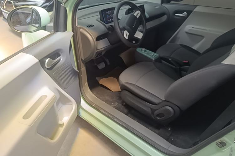 Used CHANGAN NEVO Lumin 2022 155 km – Refreshingly Sweet Edition Driver Seat