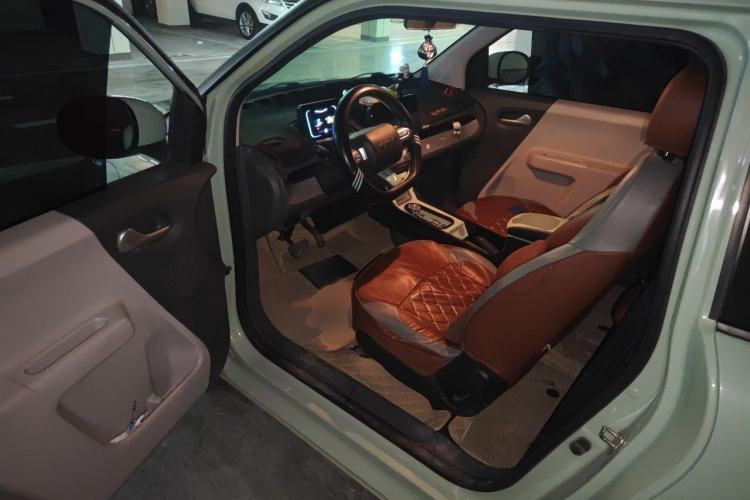 Used CHANGAN NEVO Lumin 2022 155 km – Refreshingly Sweet Edition Driver Seat