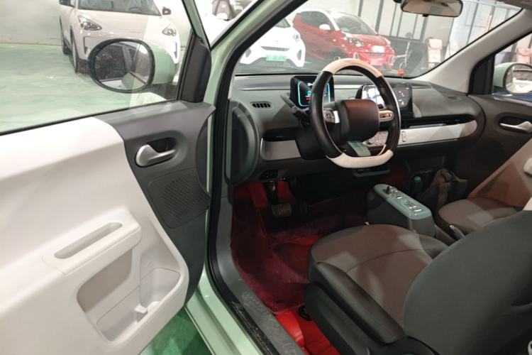 Used CHANGAN NEVO Lumin 2022 155 km – Refreshingly Sweet Edition Driver Seat