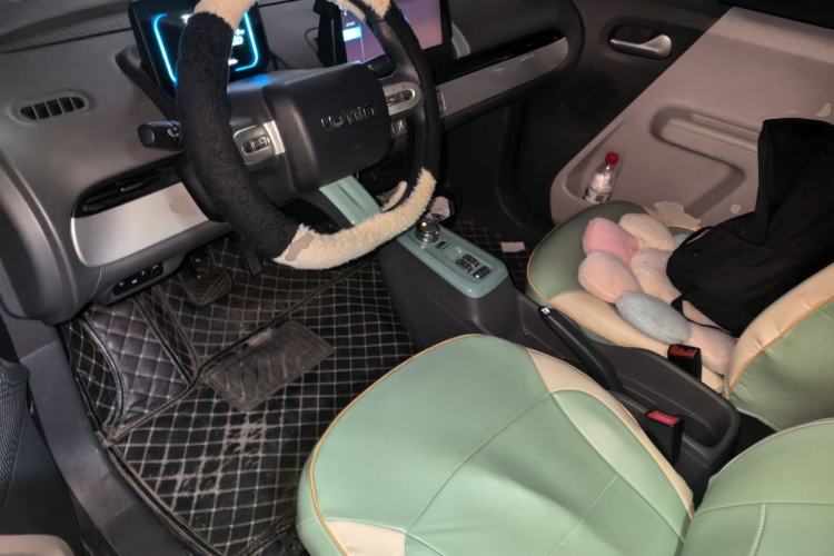 Used CHANGAN NEVO Lumin 2022 155 km – Refreshingly Sweet Edition Driver Seat