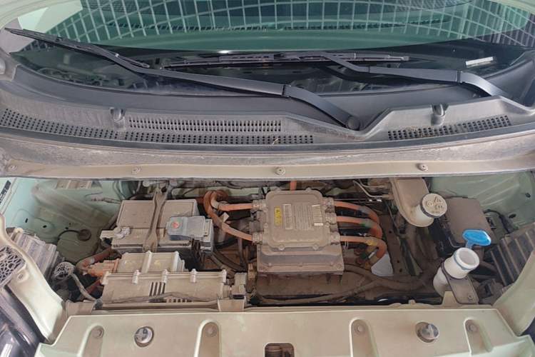 Used CHANGAN NEVO Lumin 2022 301km Honey-Sweet Version Engine Bay
