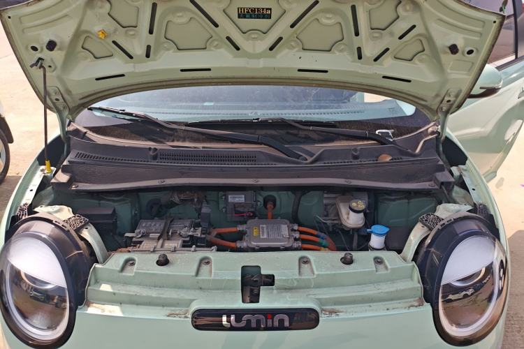 Used CHANGAN NEVO Lumin 2022 301km Honey-Sweet Version Engine Bay