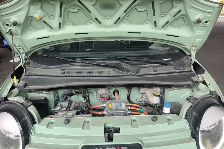 Used CHANGAN NEVO Lumin 2022 301km Honey-Sweet Version Engine Bay