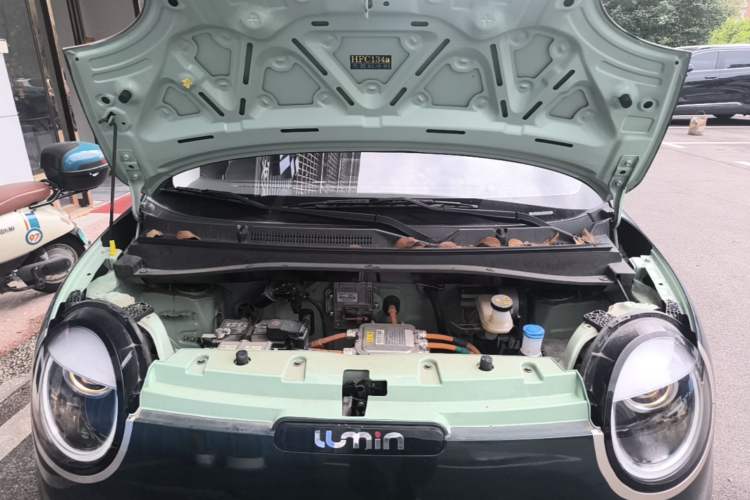 Used CHANGAN NEVO Lumin 2022 155 km – Refreshingly Sweet Edition Engine Bay