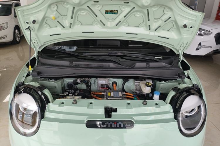 Used CHANGAN NEVO Lumin 2022 301km Honey-Sweet Version Engine Bay