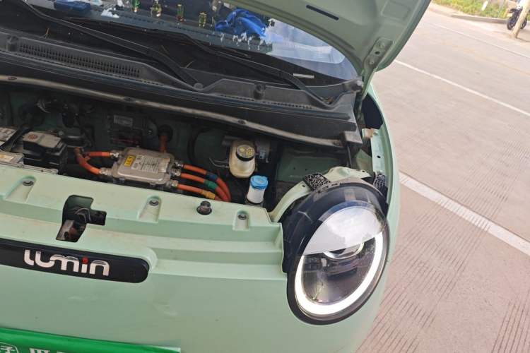 Used CHANGAN NEVO Lumin 2022 155 km – Refreshingly Sweet Edition Engine Bay Left