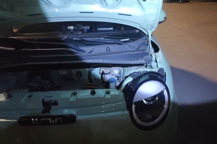 Used CHANGAN NEVO Lumin 2022 155 km – Refreshingly Sweet Edition Engine Bay Left